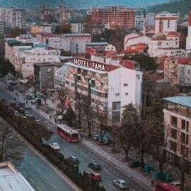 Hotel Fama, hotel em Skopje