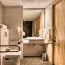 Holiday Inn Express - Madrid - Airport by IHG