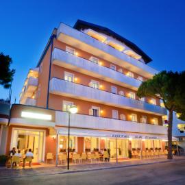 Hotel Ca' D'Oro, hotel in Caorle