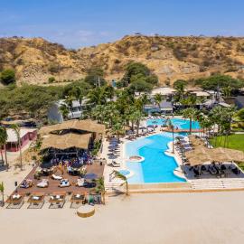 Canoas De Punta Sal में, होटल Punta Sal Suites & Bungalows Resort