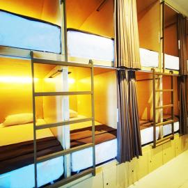 Fora Capsule Hostel Tuban Kuta Bali, ξενοδοχείο στην Κούτα