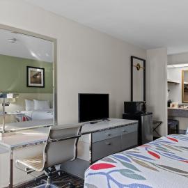 Garnet Inn & Suites, Morehead City near Atlantic Beach, готель у місті Моргед-Сіті