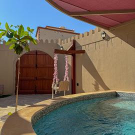 بيت أرض الثراء Rich Land House, hotel a Nizwa