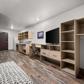 WoodSpring Suites Dearborn Detroit，迪爾伯恩的飯店