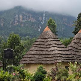 Cwmbale Eco-Safari Lodges, Restaurant and Zoo., hótel í Mbale