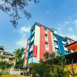Relax Holiday Home,Margao Railway Station, מלון במדגאון