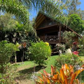 Le Nirvana - Oasis de Tendéa - Farino, hôtel à Farino