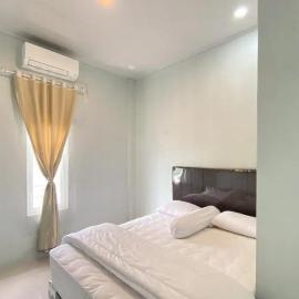 RedDoorz Syariah near Kantor Bupati Pantai Pandan Sibolga, hotel a Halangan