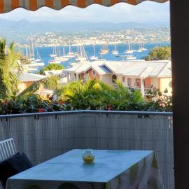 Studio vue mer, hotel din Les Trois-Îlets