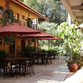 Ikweta Country Inn Maua, hotel din Kaathene