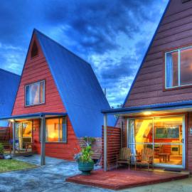 A-Frame Chalets @ Mokutu, hotel i Burnt Pine