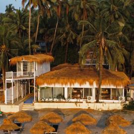 Aqua Beach Rooms, only accommodation on Ashwem Beach: Mandrem şehrinde bir otel