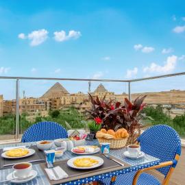 Saray Pyramids & Museum View Hotel