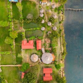 BOLAVEN GARDEN Bungalow and tent - Tad Lo, Hotel in Ban Kiangtat