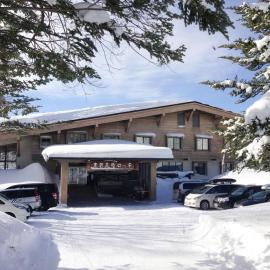 Shiga Kogen Lodge, hotel Jamanoucsiban
