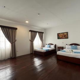 NSCC Casa De Vigan, hotel di Vigan