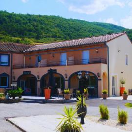 Hotel Restaurant Les Chataigniers, hotel u gradu 'Privas'