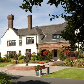 Western House Hotel At Ayr Racecourse, hotell i Ayr