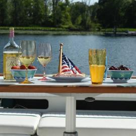 Beautiful Yacht on Catskill Creek – hotel w mieście Catskill