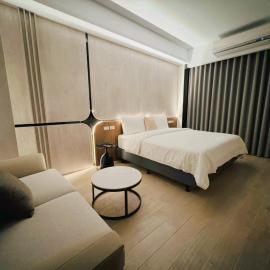 Enjoy Homestay, hotel in Tainan