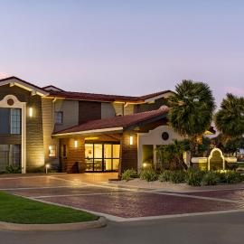 La Quinta Inn by Wyndham Victoria, hotel di Victoria