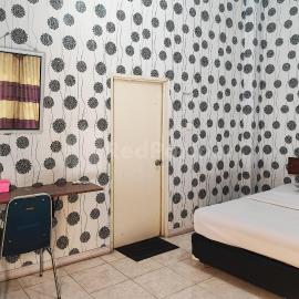 Hotel Jaya Wisata Syariah RedPartner, hotel i Sungaipenuh