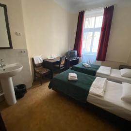 Hostel Viktorija with Private Rooms, hotel u gradu Riga