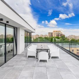 KOA - Aparthotel, hotelli kohteessa Braşov