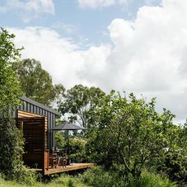 The Nest, Tiny House With a View. Byron Hinterland, отель в городе Clunes