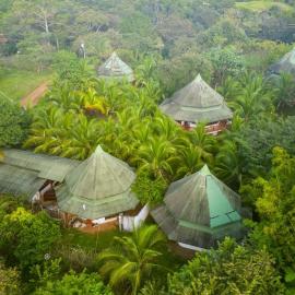 Eco-Lodge Deseo Bamboo, hotell i Santa Catalina