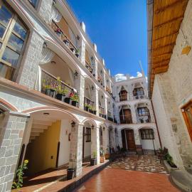 Golden Rest Latacunga: Latacunga'da bir otel