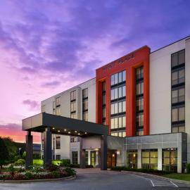 Hyatt Place Greensboro, hotel en Greensboro