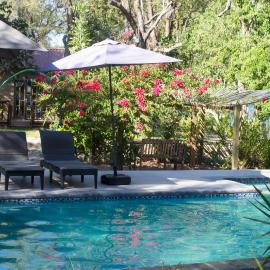 Acacia Cottage, hotel u gradu Maun