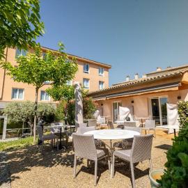 Best Western Hôtel Le Sud, ξενοδοχείο σε Μανόσκ