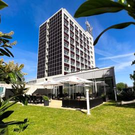 Hotel Sportforum، فندق في روستوك