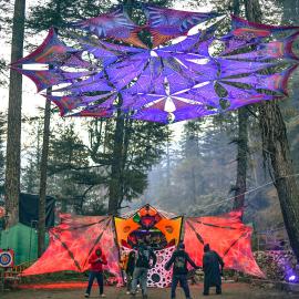 Himtrek Riverside Camps, Kasol, hotelli kohteessa Kasol