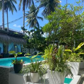 Siargao Residency - Generator & Starlink, hotel en General Luna