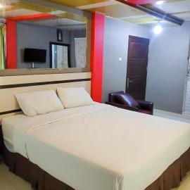 Summarend Hotel RedPartner, hotel in Telukdalam