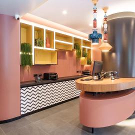 Aparthotel Colombo Roma, khách sạn ở Roma