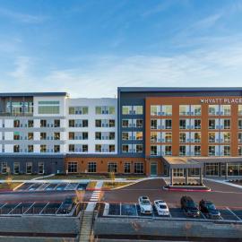 Hyatt Place Harrisonburg, hotel en Harrisonburg