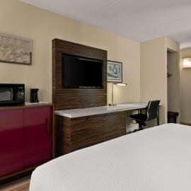 Ramada by Wyndham Harrisburg/Hershey Area، فندق في هاريسبورغ
