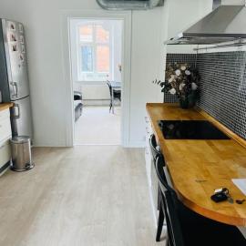 Lovely 1-bedroom condo in Aarhus C, hotel in Aarhus