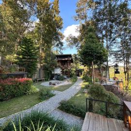 Camp Mai Mee Chue, hotelli Pong Yaengissa