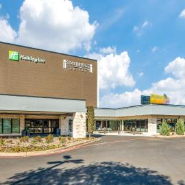 Holiday Inn Dallas Market Ctr Love Field by IHG