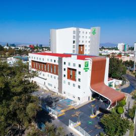 Holiday Inn Guadalajara Patria-Universidad by IHG,瓜達拉哈拉的飯店