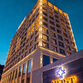 Viesnīca Merit Starlit Hotel & Residences Budvā