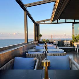 Hotel Cosmos