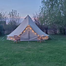 Tiszacsege में, होटल Tiszaglamping, the belgian hideaway