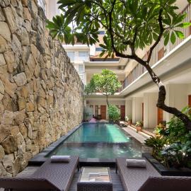 Angkul Angkul Segara Beach Kuta, khách sạn ở Kuta