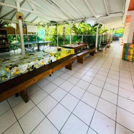 Auberge K-WAN Hostel - Proche Plages, hôtel à Deshaies